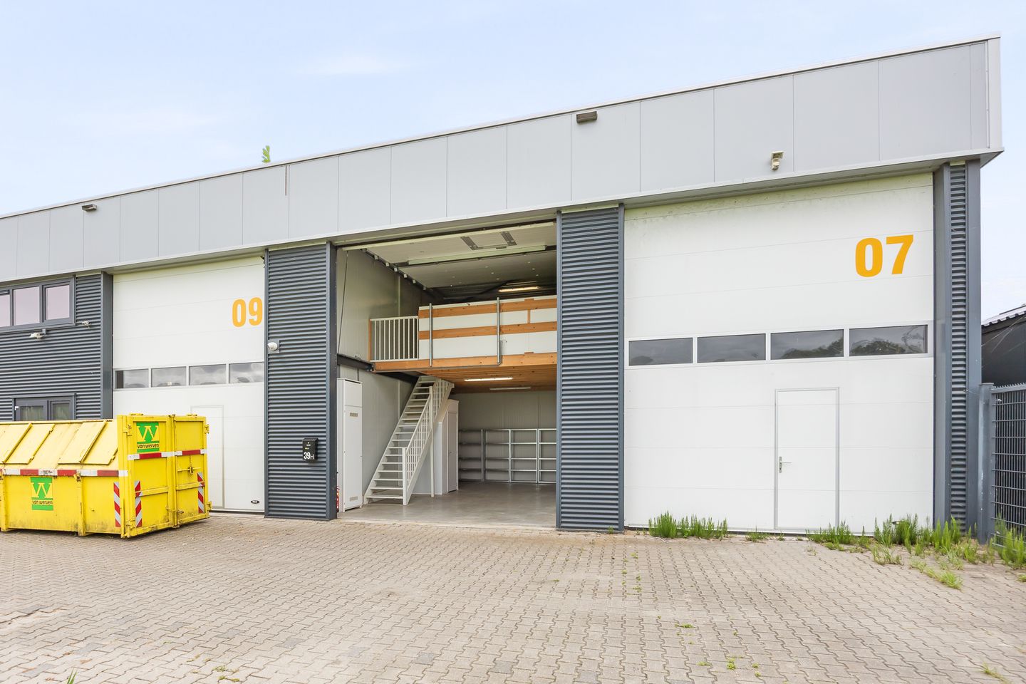 View photo 3 of Vaartweg 39-H