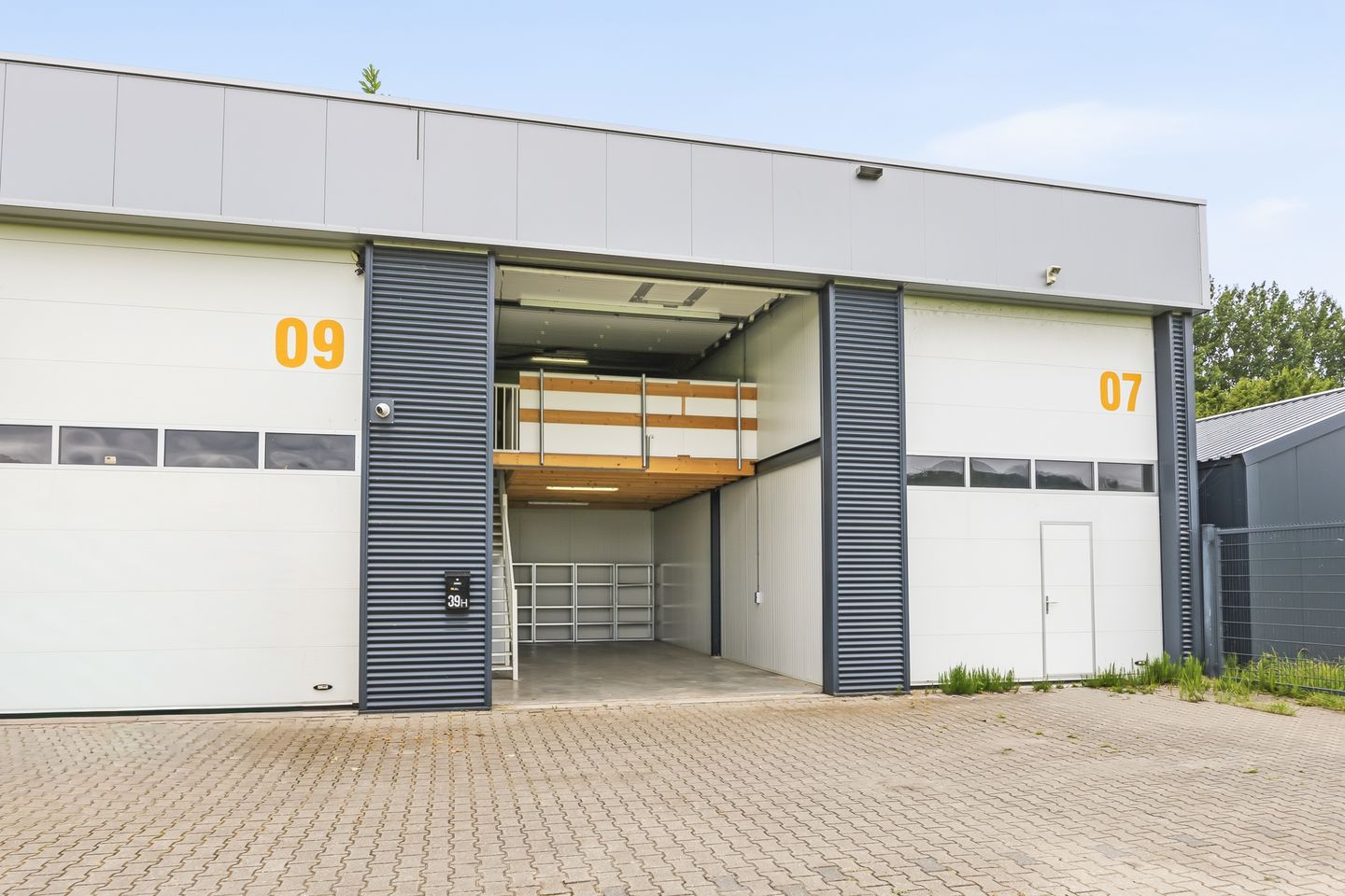View photo 4 of Vaartweg 39-H