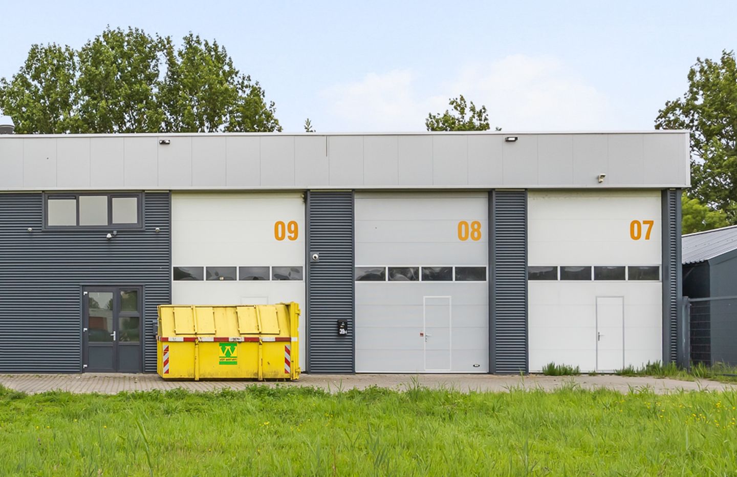 View photo 2 of Vaartweg 39-H