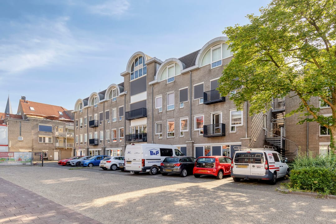 Photo 2 of Harmonieplein 129