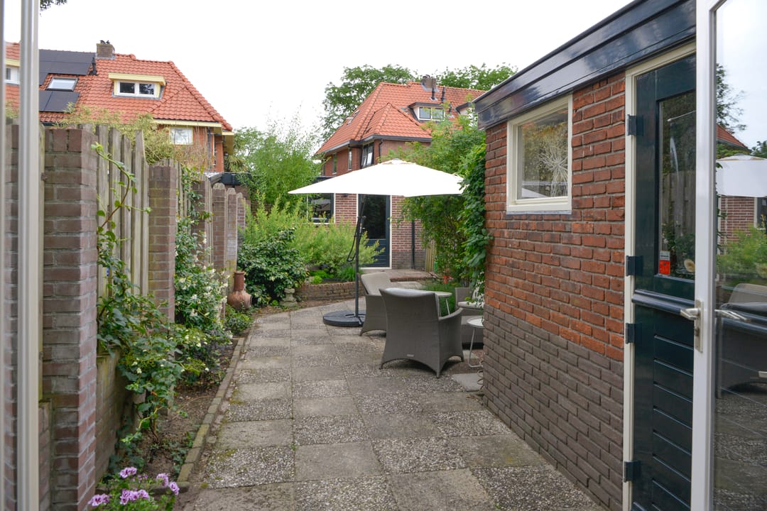 Foto 16 van Curiestraat 8