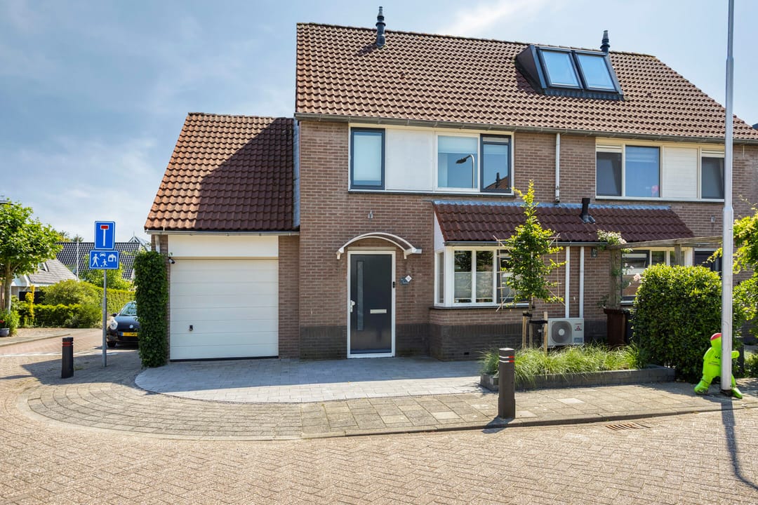 Foto 1 van Roelof de Roverlaan 56
