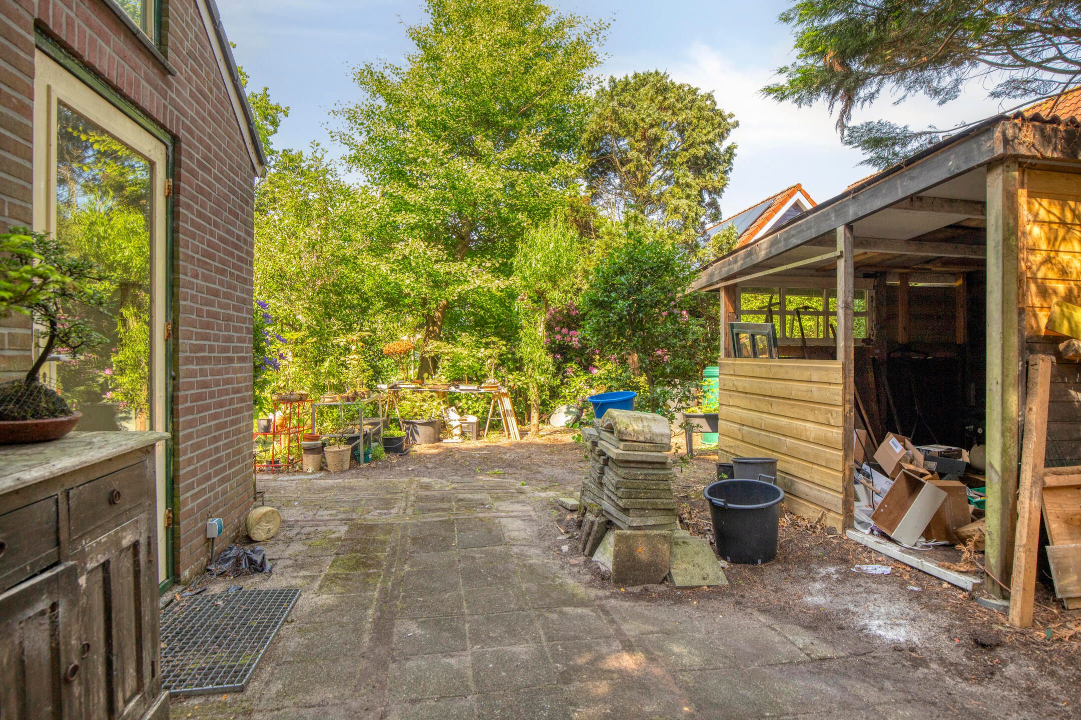 Photo 36 of Zeestraat 97