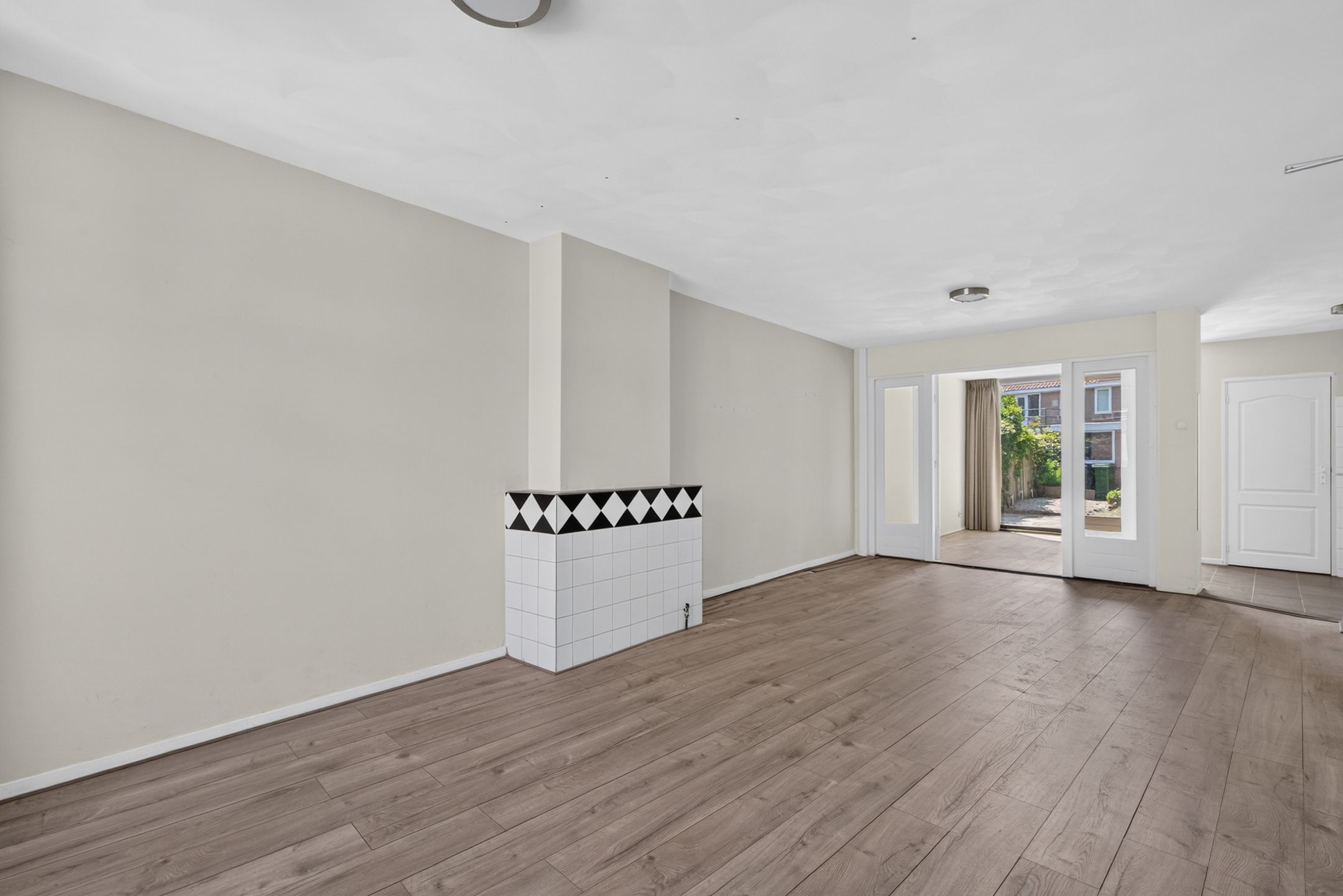 Photo 9 of Distelstraat 32