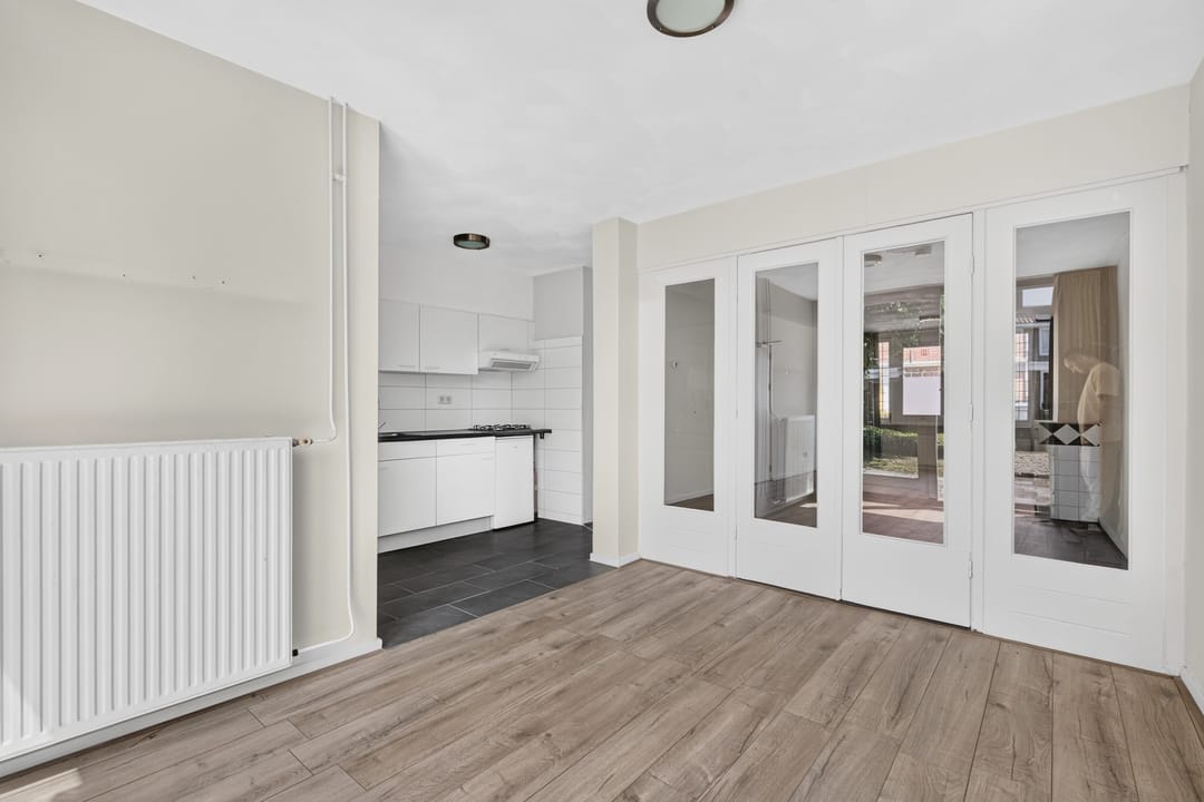 Photo 17 of Distelstraat 32