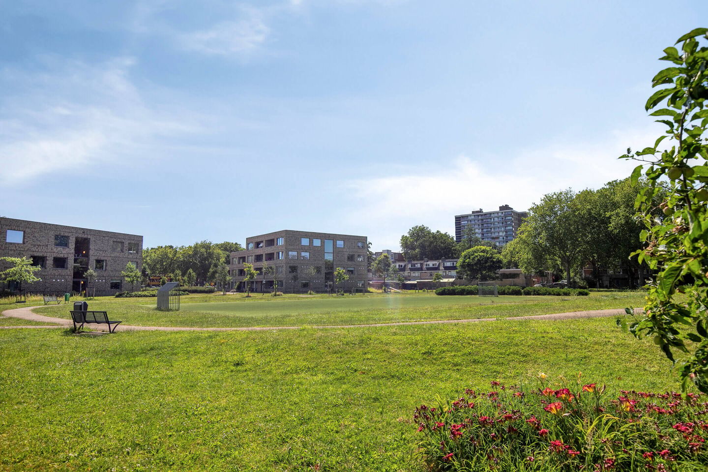 Foto 25 van Vredebestlaan 18