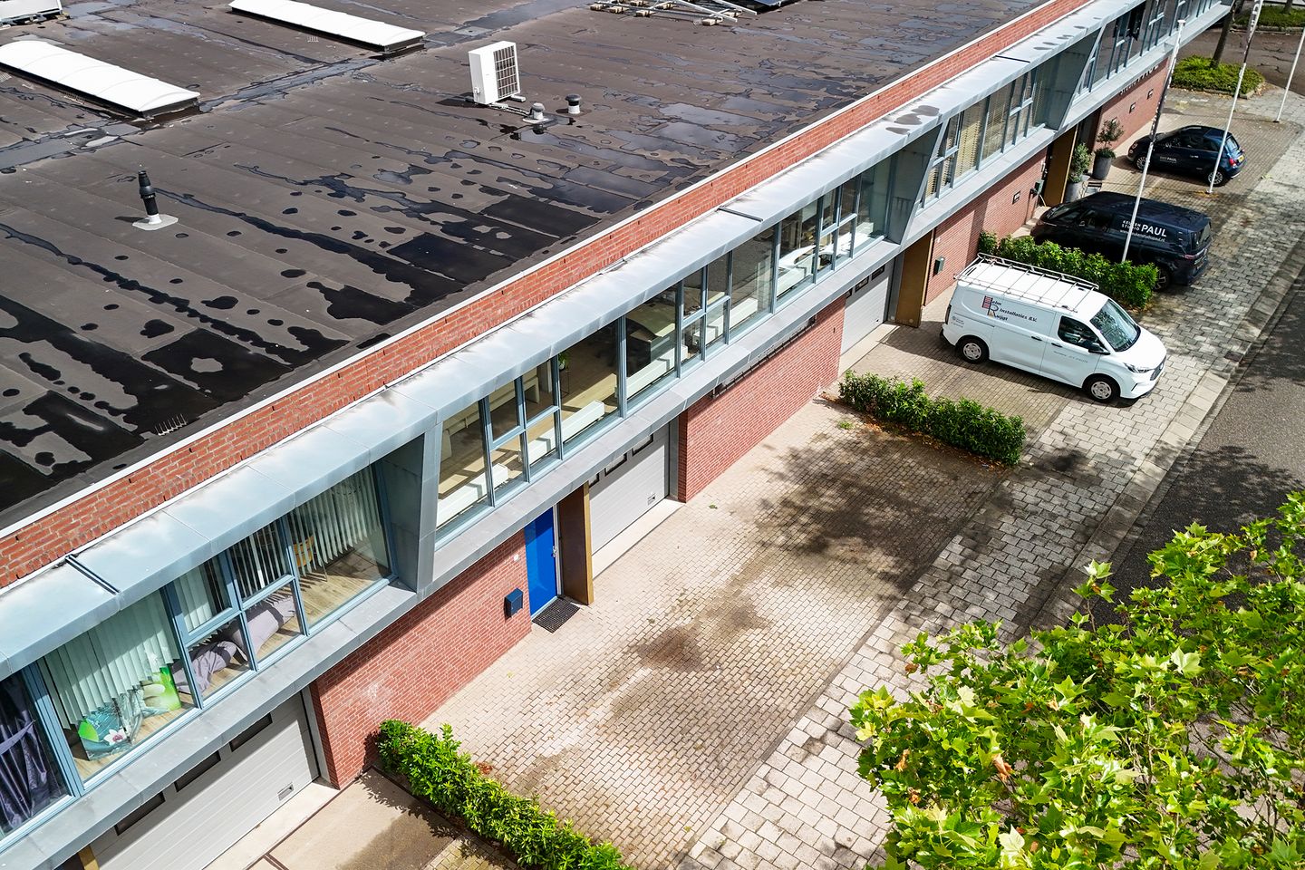 View photo 2 of Laan van Ambacht 9