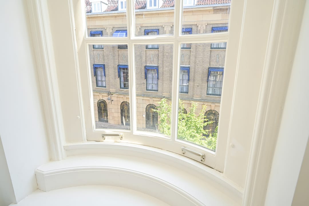 Photo 16 of Noordeinde 64-A2