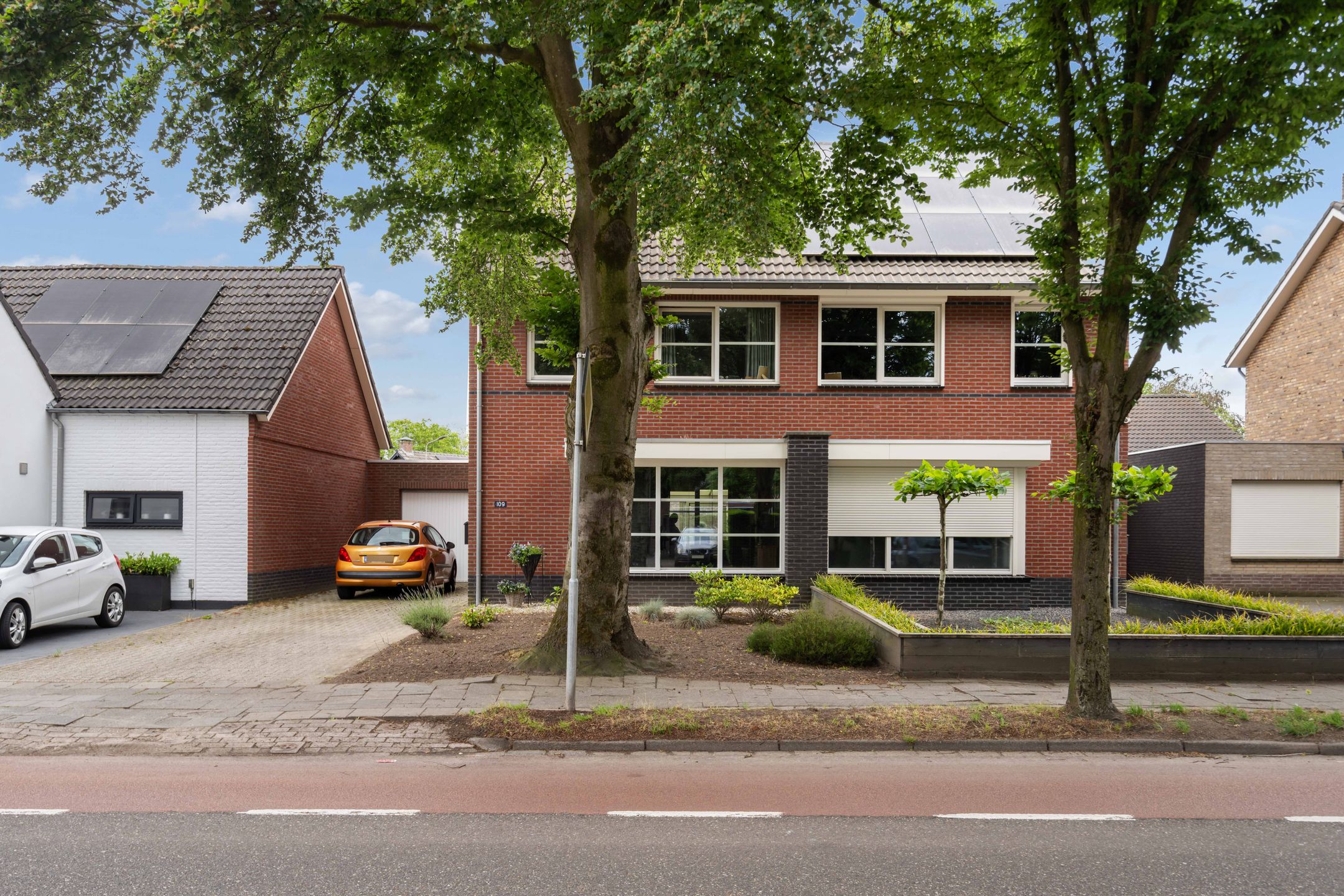 Photo 6 of Maaseikerweg 109