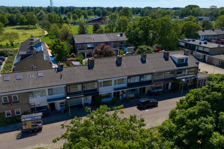 Tussenwoning te koop: Weteringsingel 11, Hendrik-Ido-Ambacht