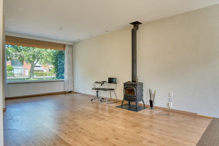 Tussenwoning te koop: Weteringsingel 11, Hendrik-Ido-Ambacht