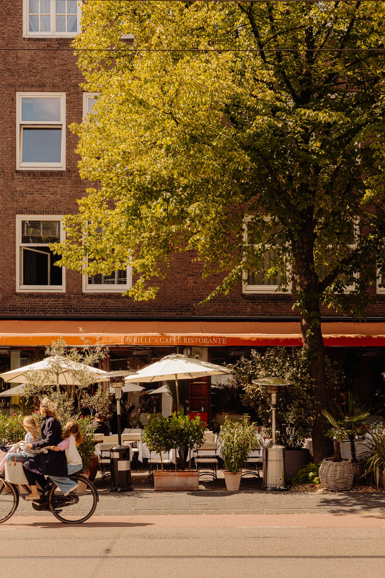 Foto 40 van Johannes Verhulststraat 114-H