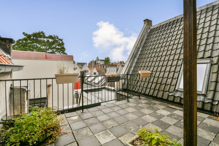 Foto 3 van Oudezijds Voorburgwal 32-F