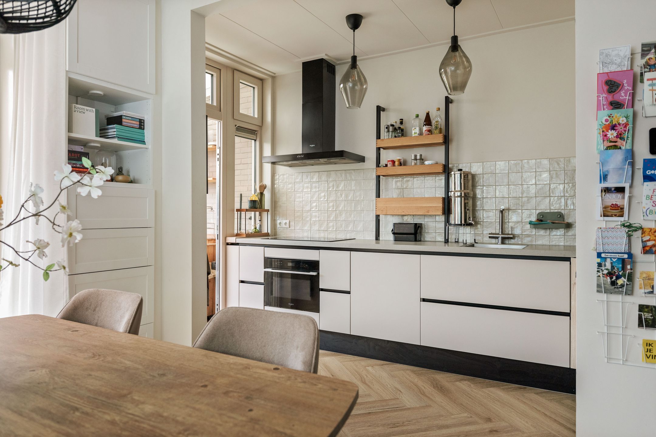 Photo 9 of Bloemstraat 23
