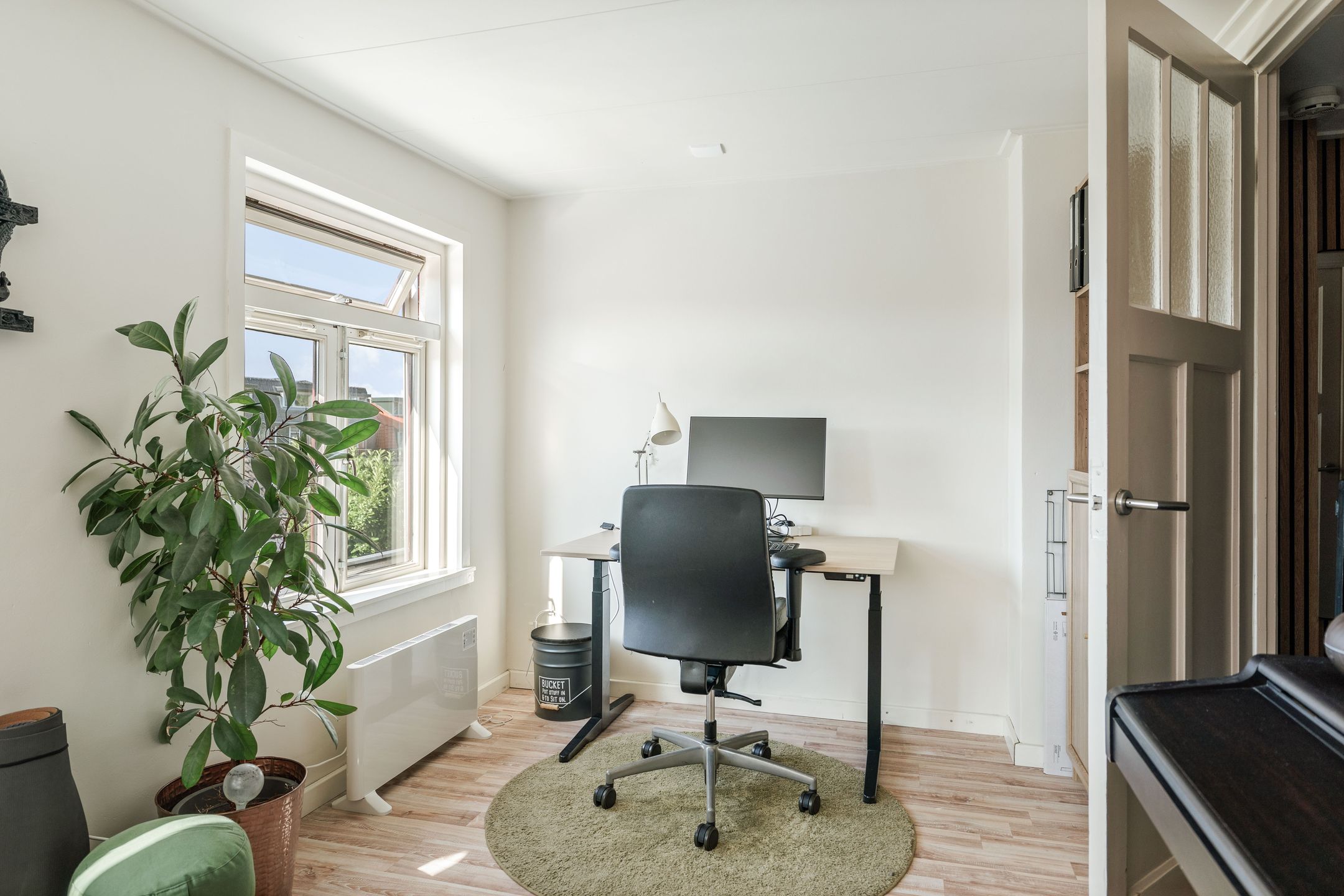 Photo 27 of Bloemstraat 23