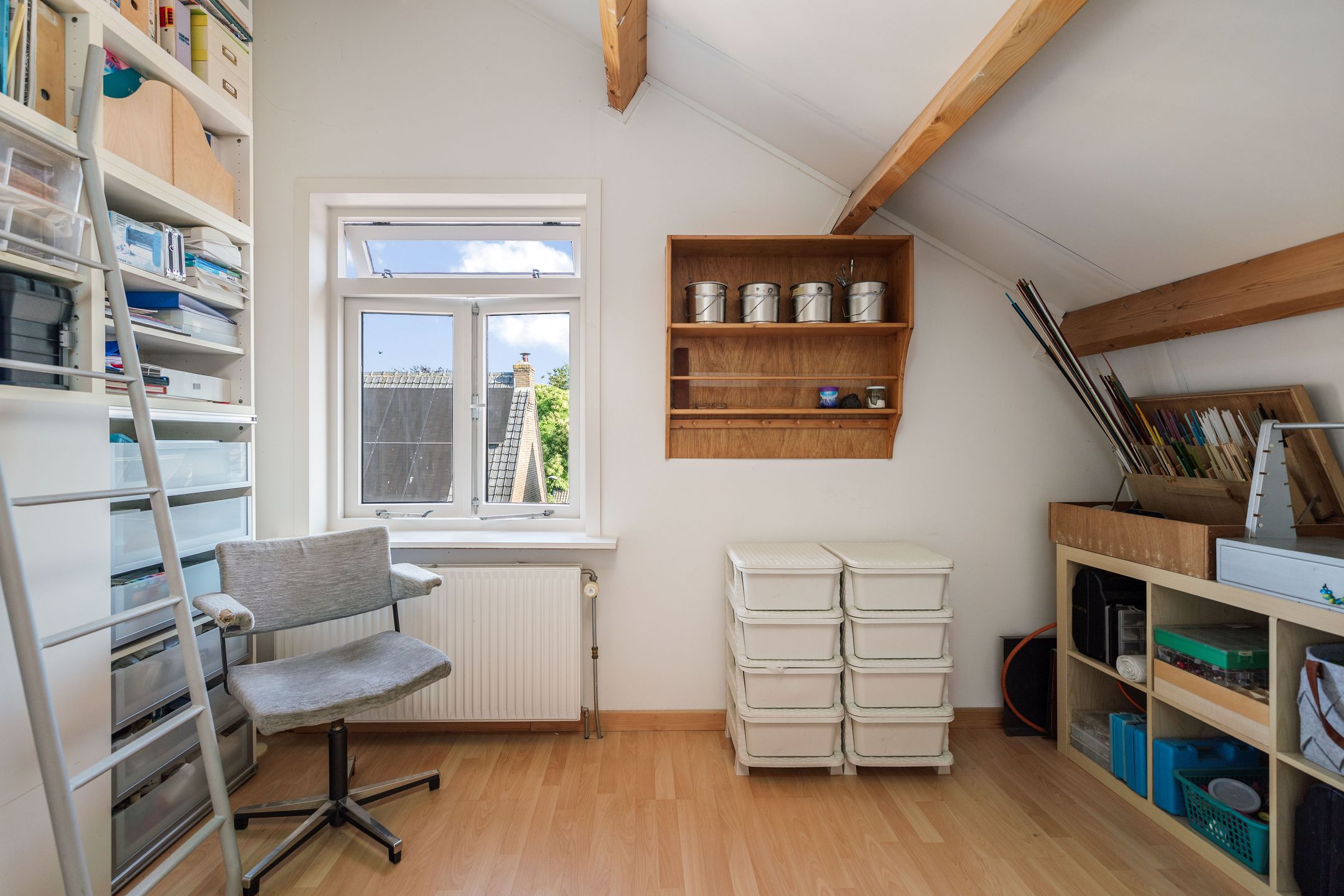 Photo 36 of Bloemstraat 23