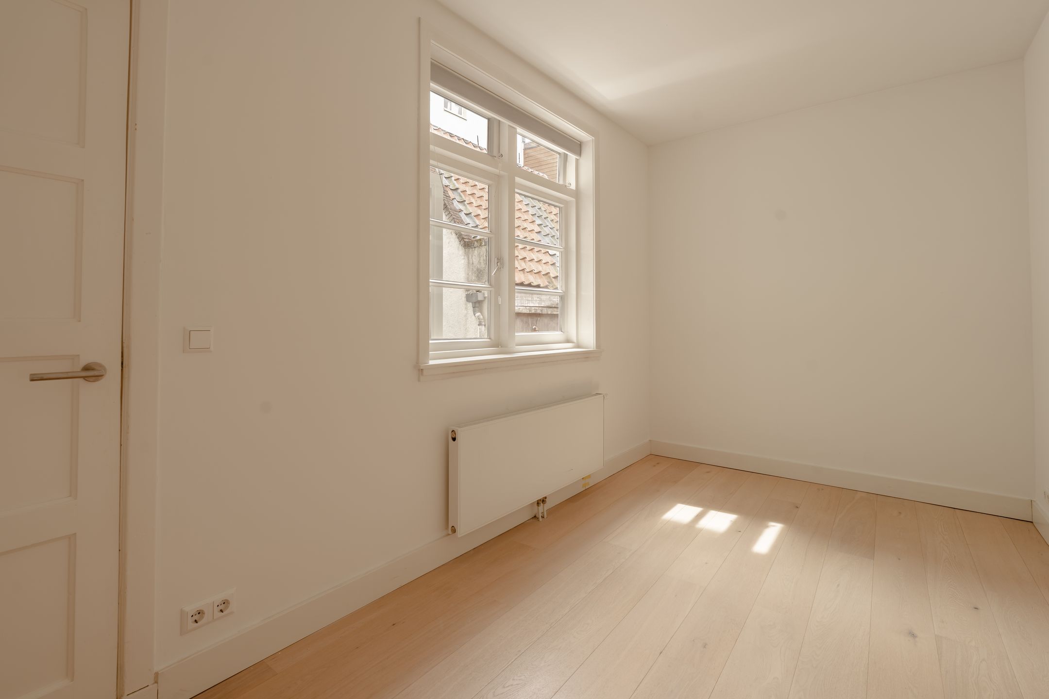 Foto 12 van Eerste Leliedwarsstraat 6-1