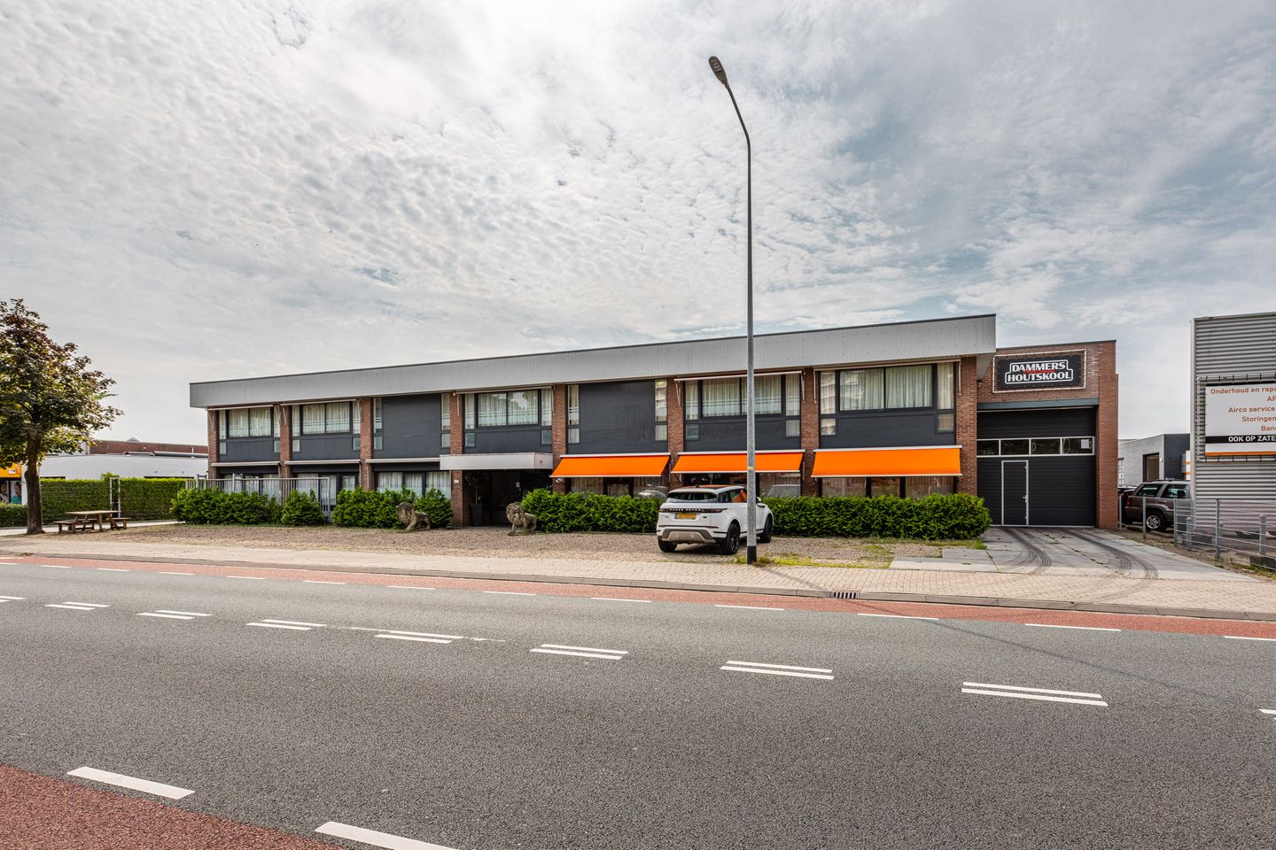 View photo 1 of Hogeweyselaan 185-187