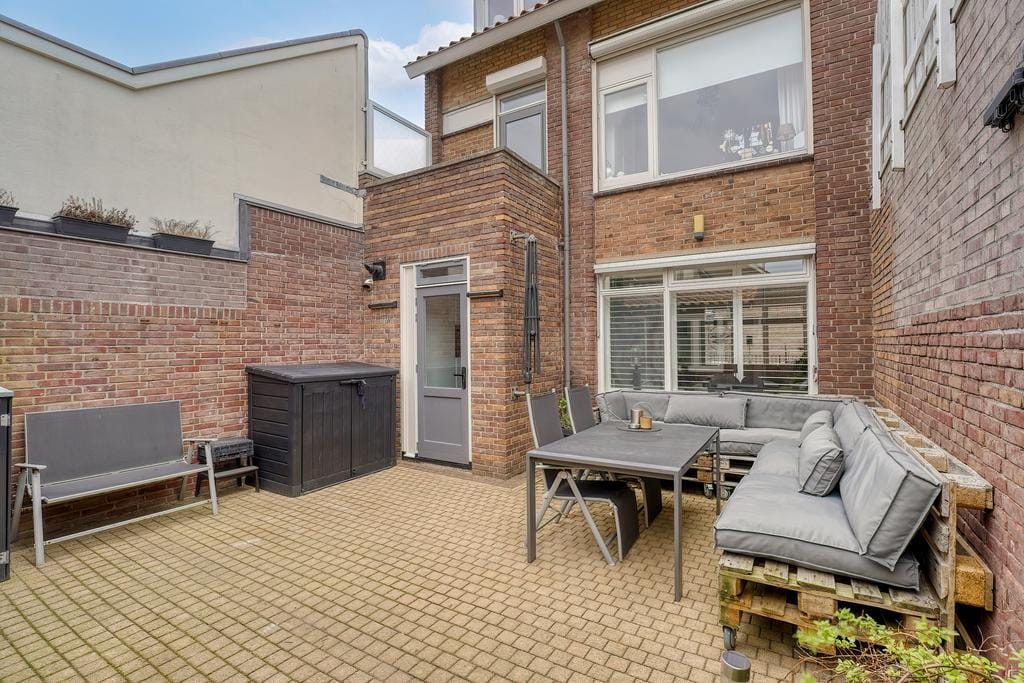 Photo 12 of Zuidstraat 105