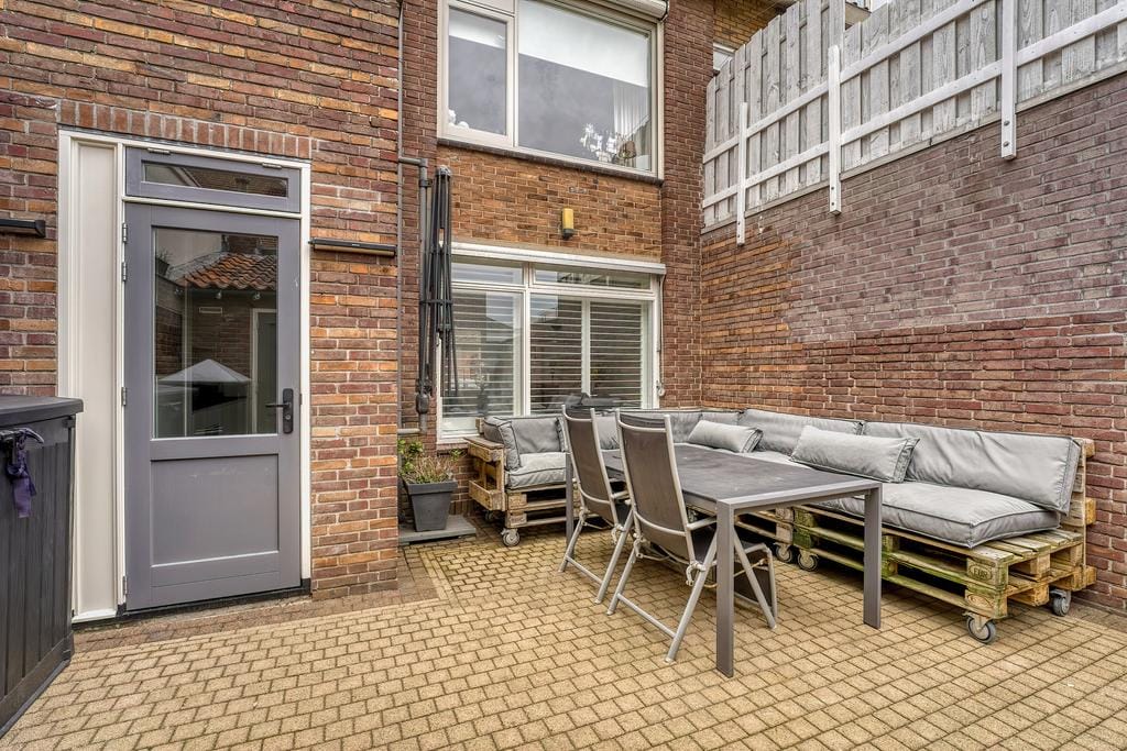 Photo 13 of Zuidstraat 105