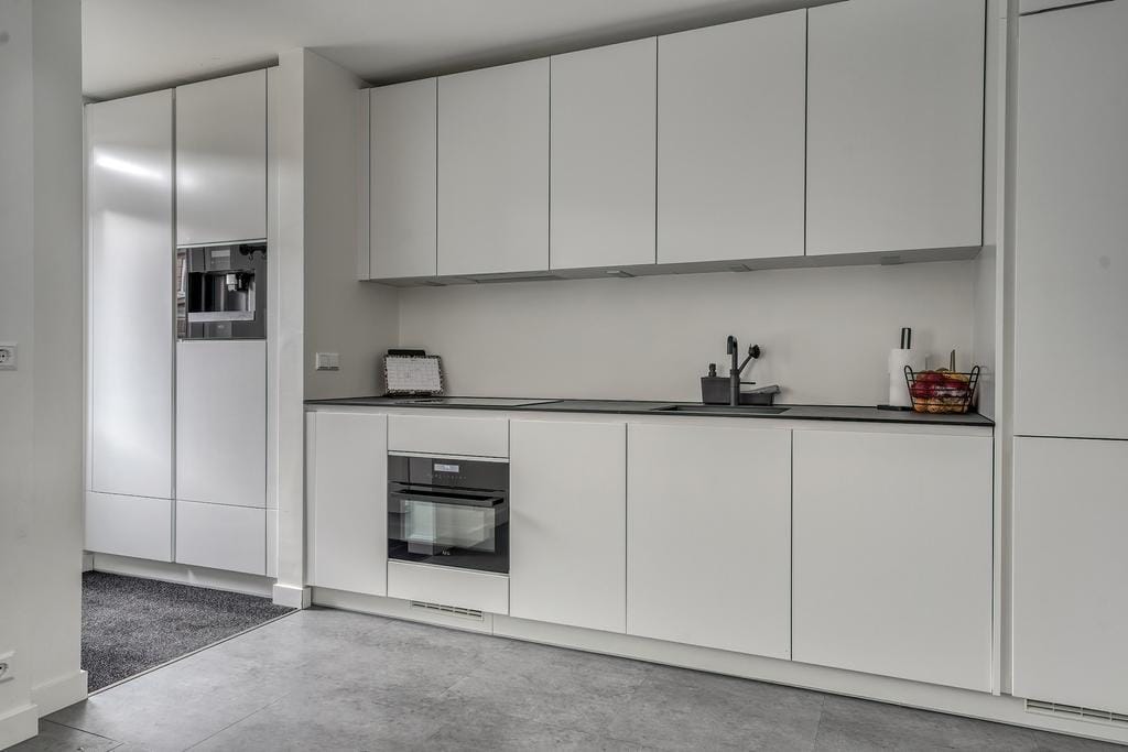 Photo 10 of Zuidstraat 105