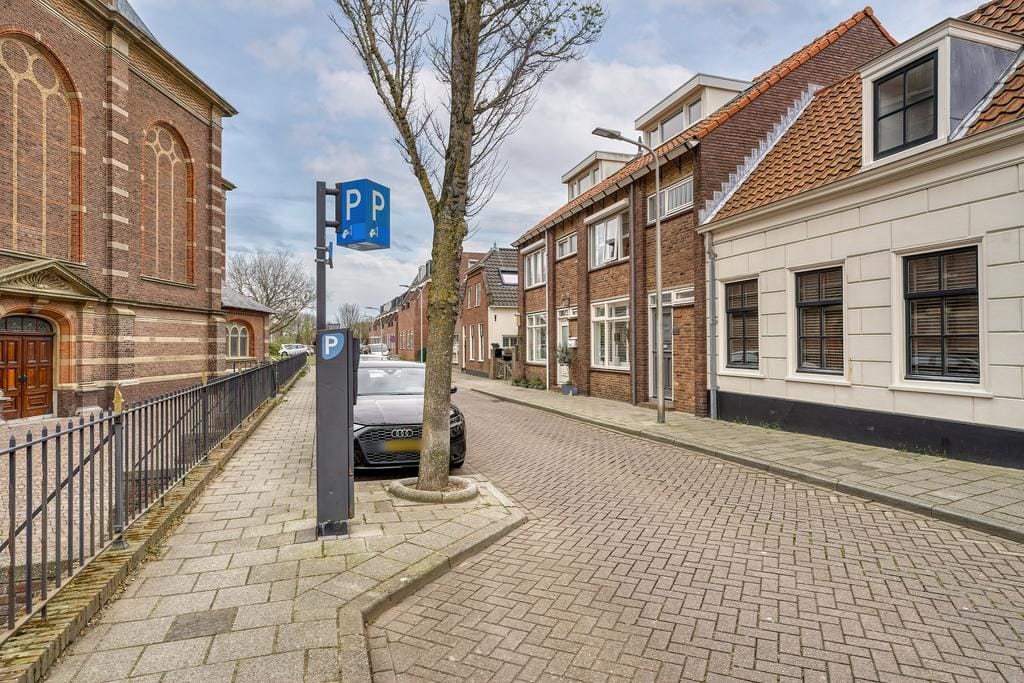 Photo 34 of Zuidstraat 105