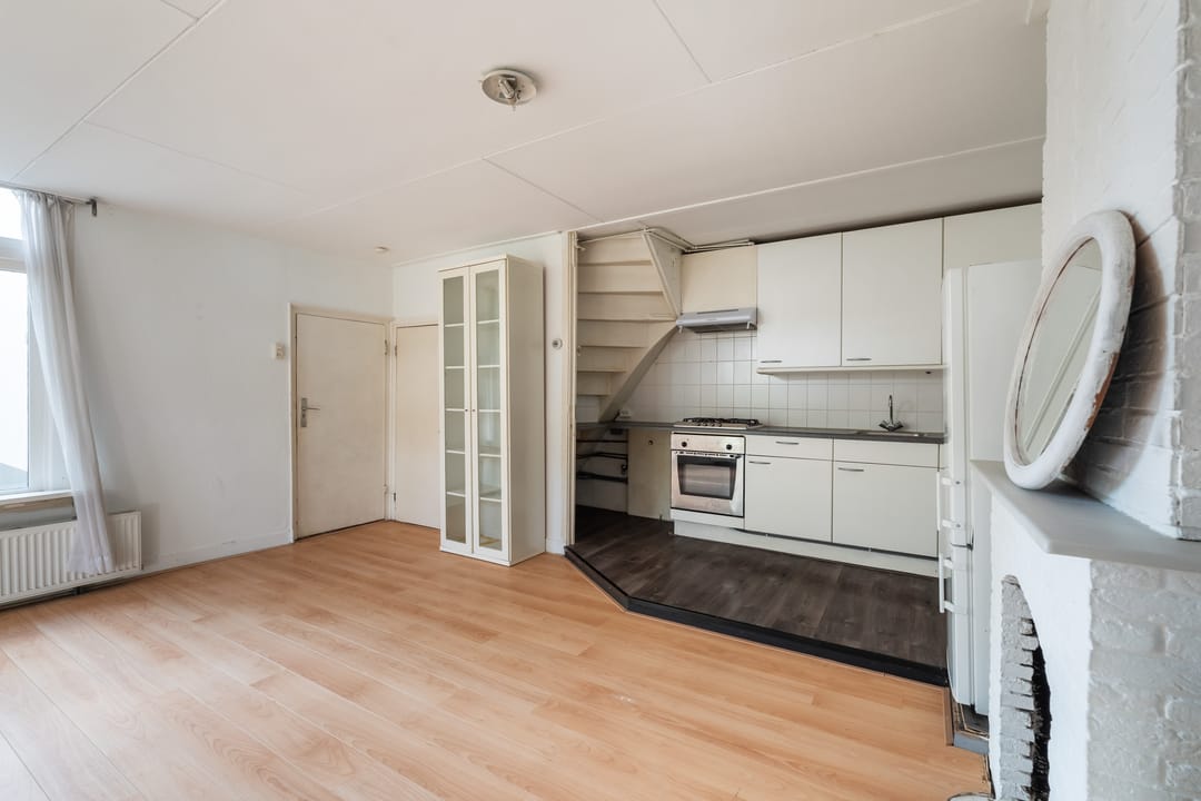 Photo 17 of Prins Hendrikstraat 126