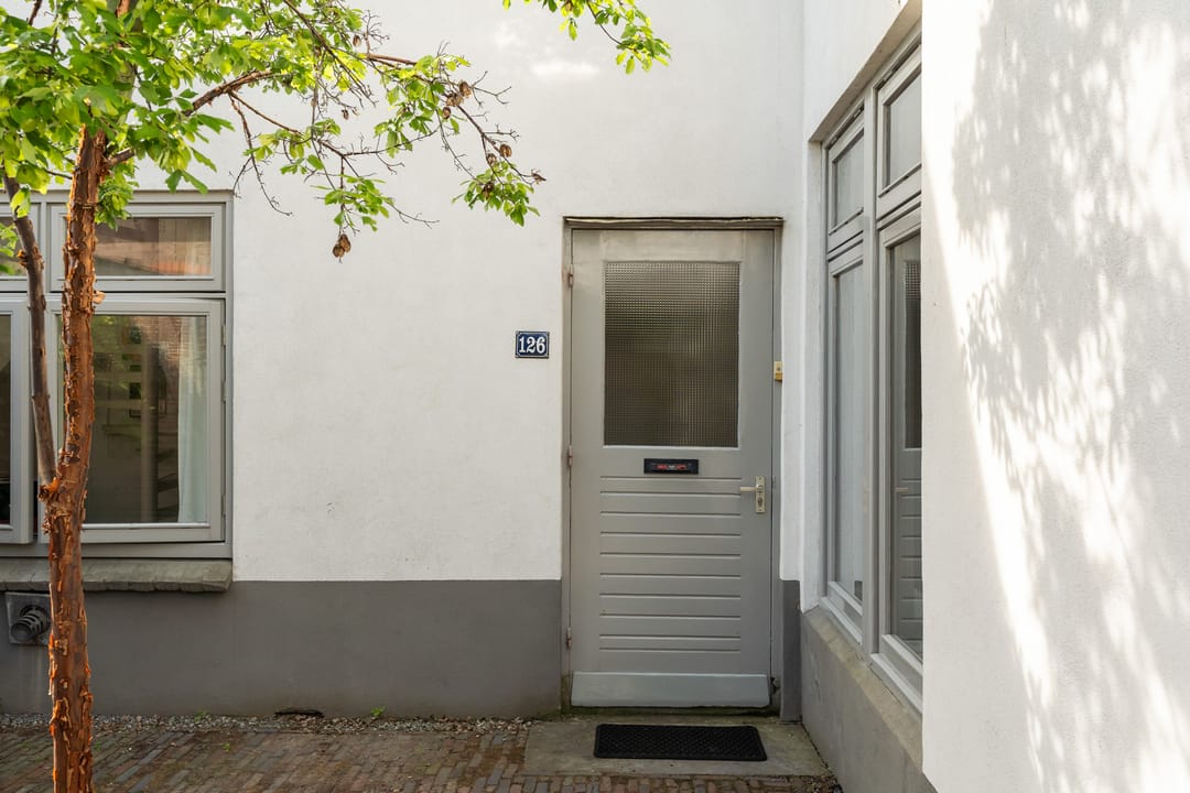 Photo 8 of Prins Hendrikstraat 126