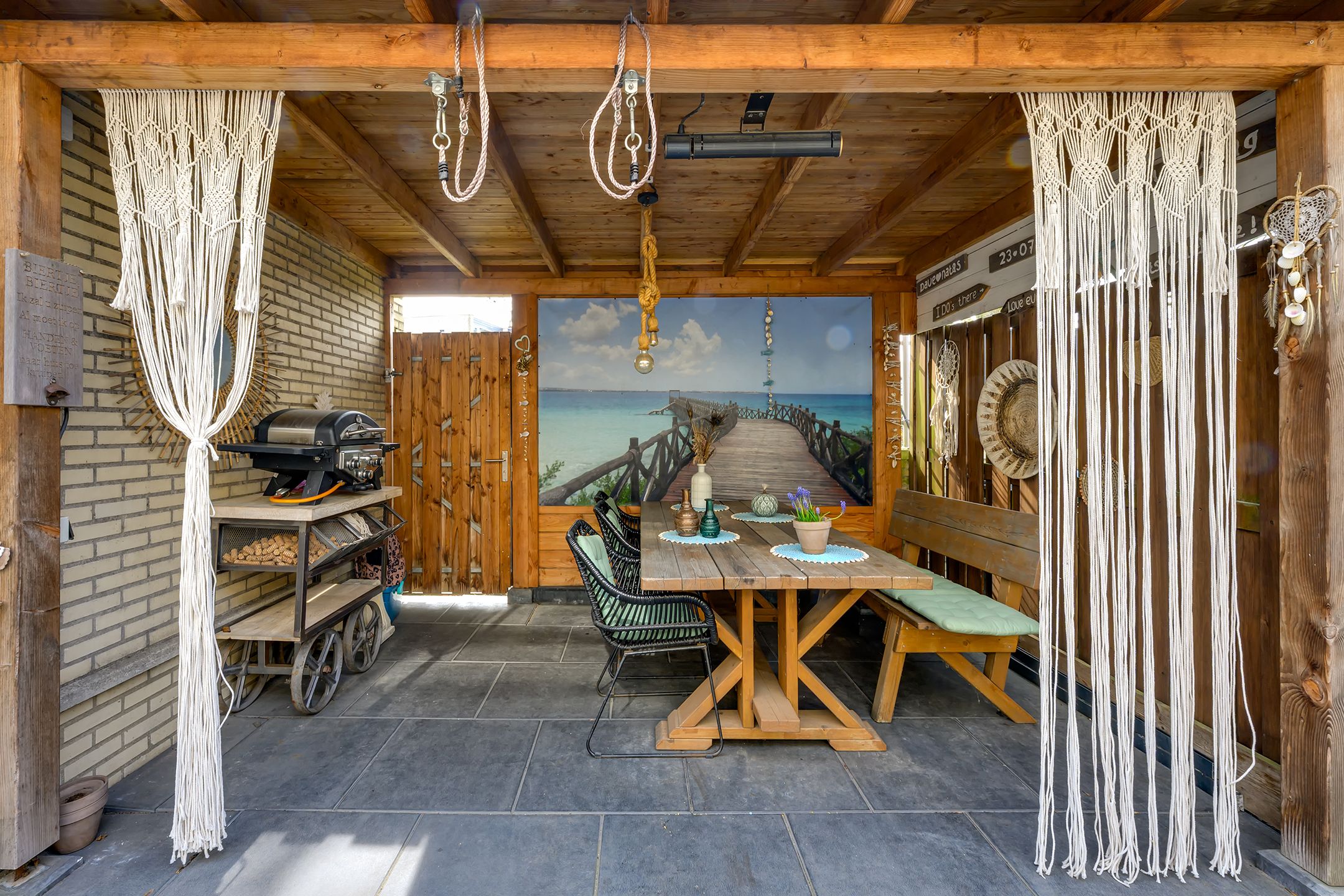 Photo 15 of Iroko 296