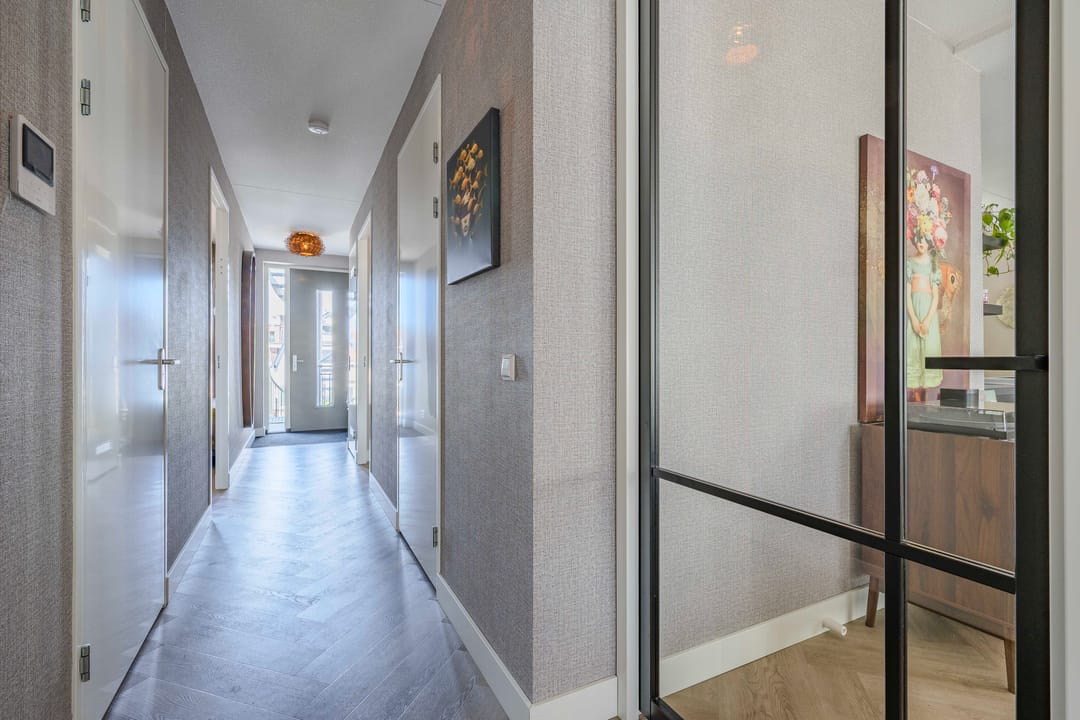 Photo 7 of E.E. van der Laanstraat 28