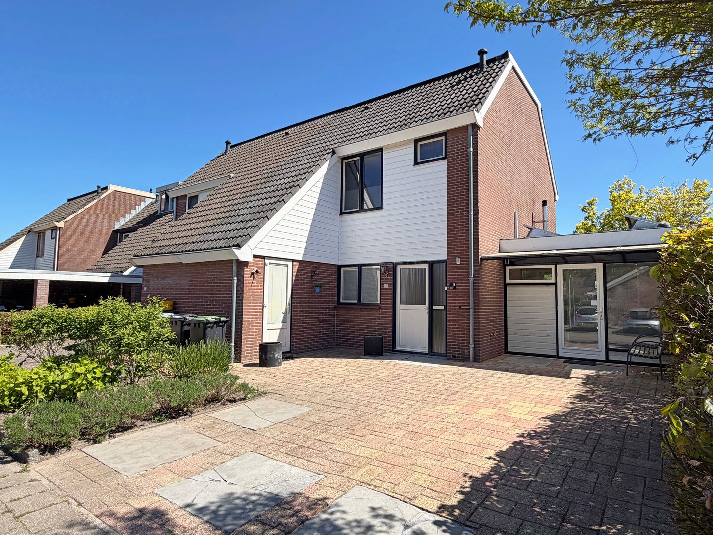 Foto 1 van van Echtenlaan 19