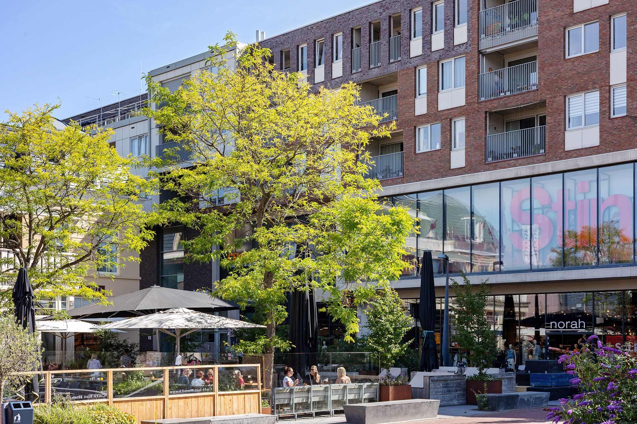 Raadhuisplein 30 
