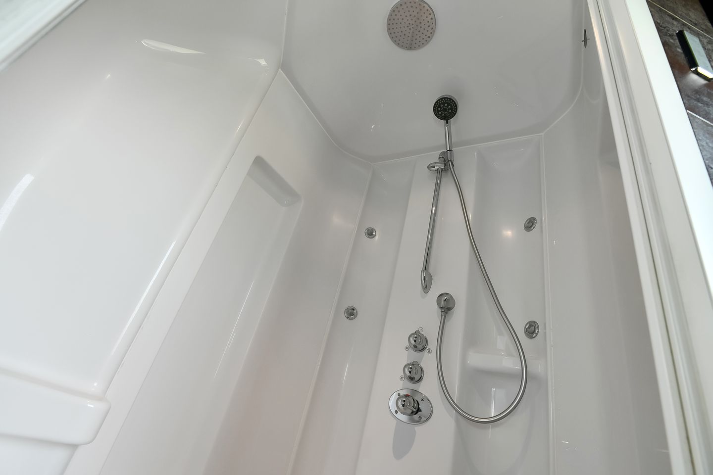 Foto 44 van Henriëtte Roland Holstlaan 27