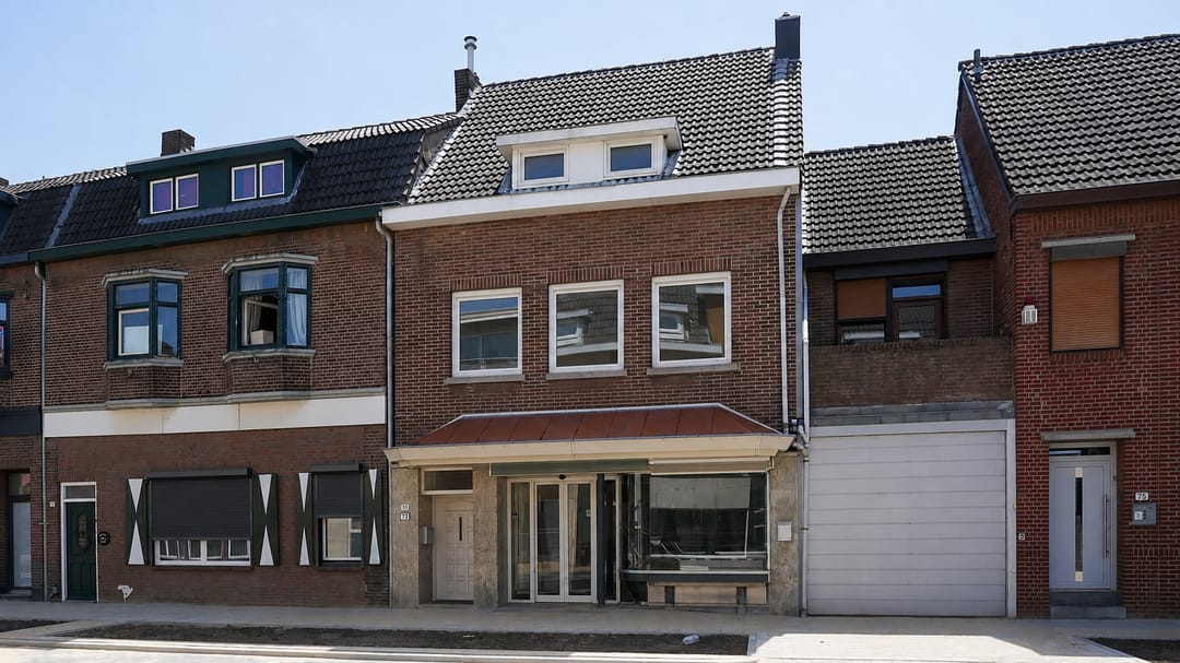 Photo 41 of Heiveldstraat 73