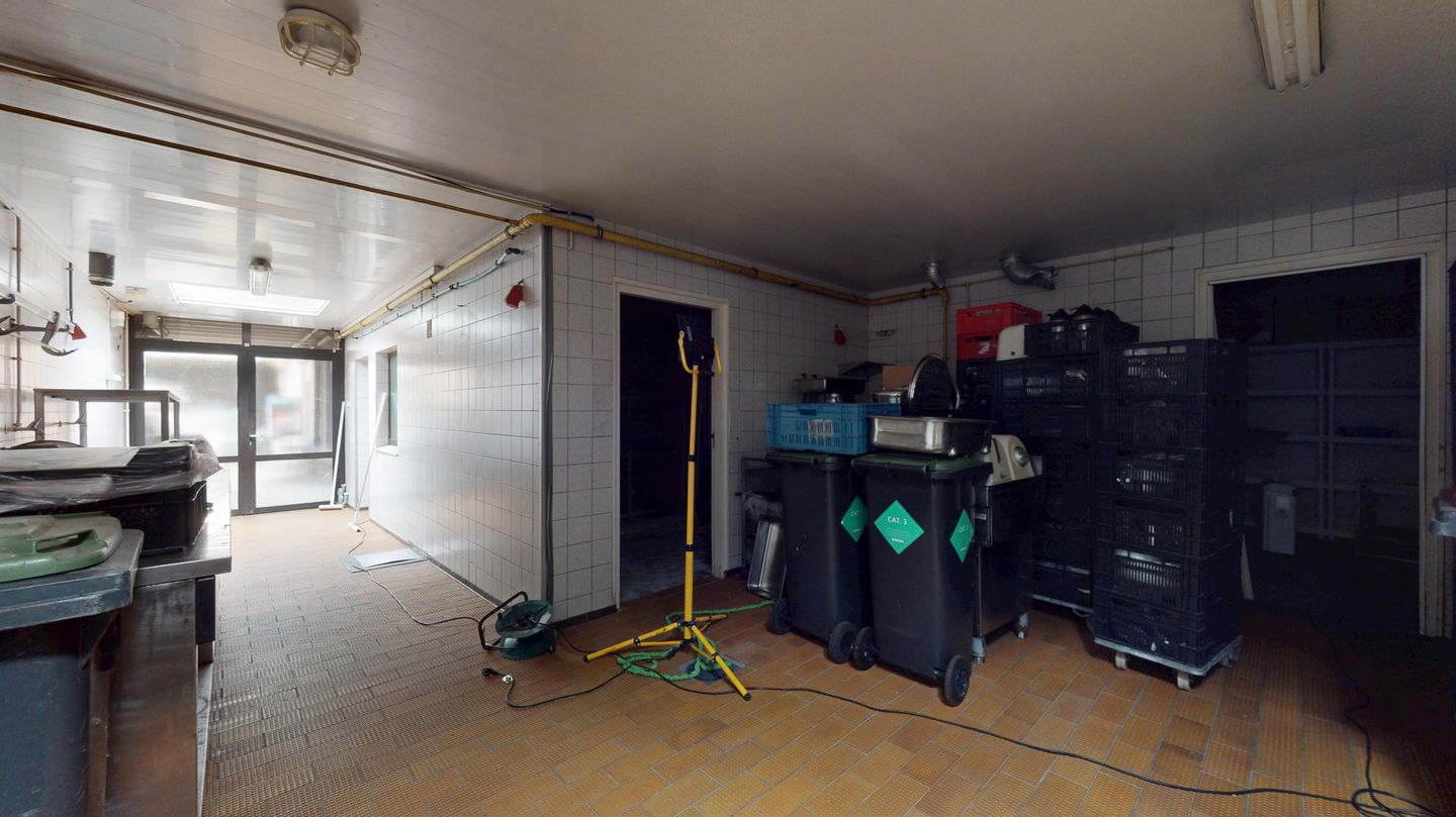 Photo 20 of Heiveldstraat 73