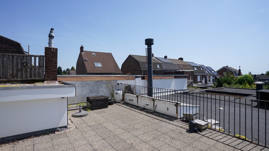 Photo 38 of Heiveldstraat 73