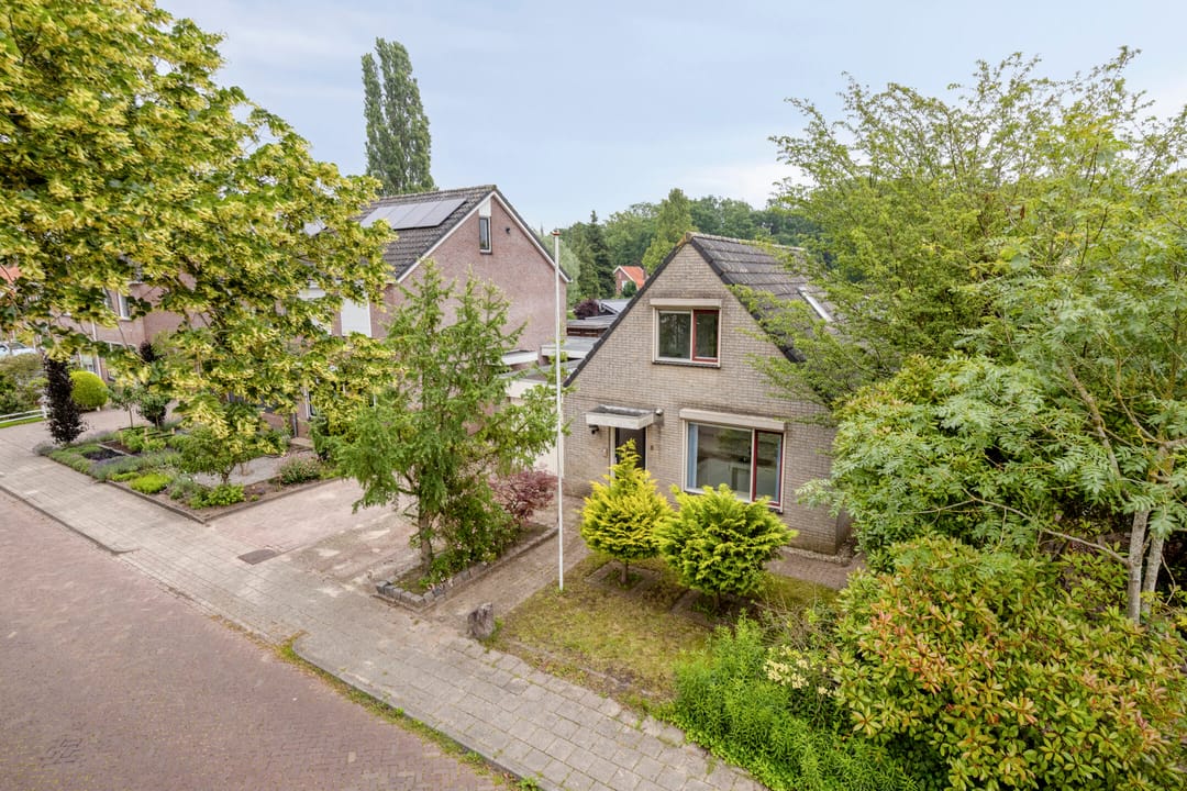 Foto 1 van Lindelaan 8
