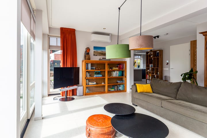 Vrijstaande woning te koop: Sint Bartholomeusstraat 18, Poeldijk