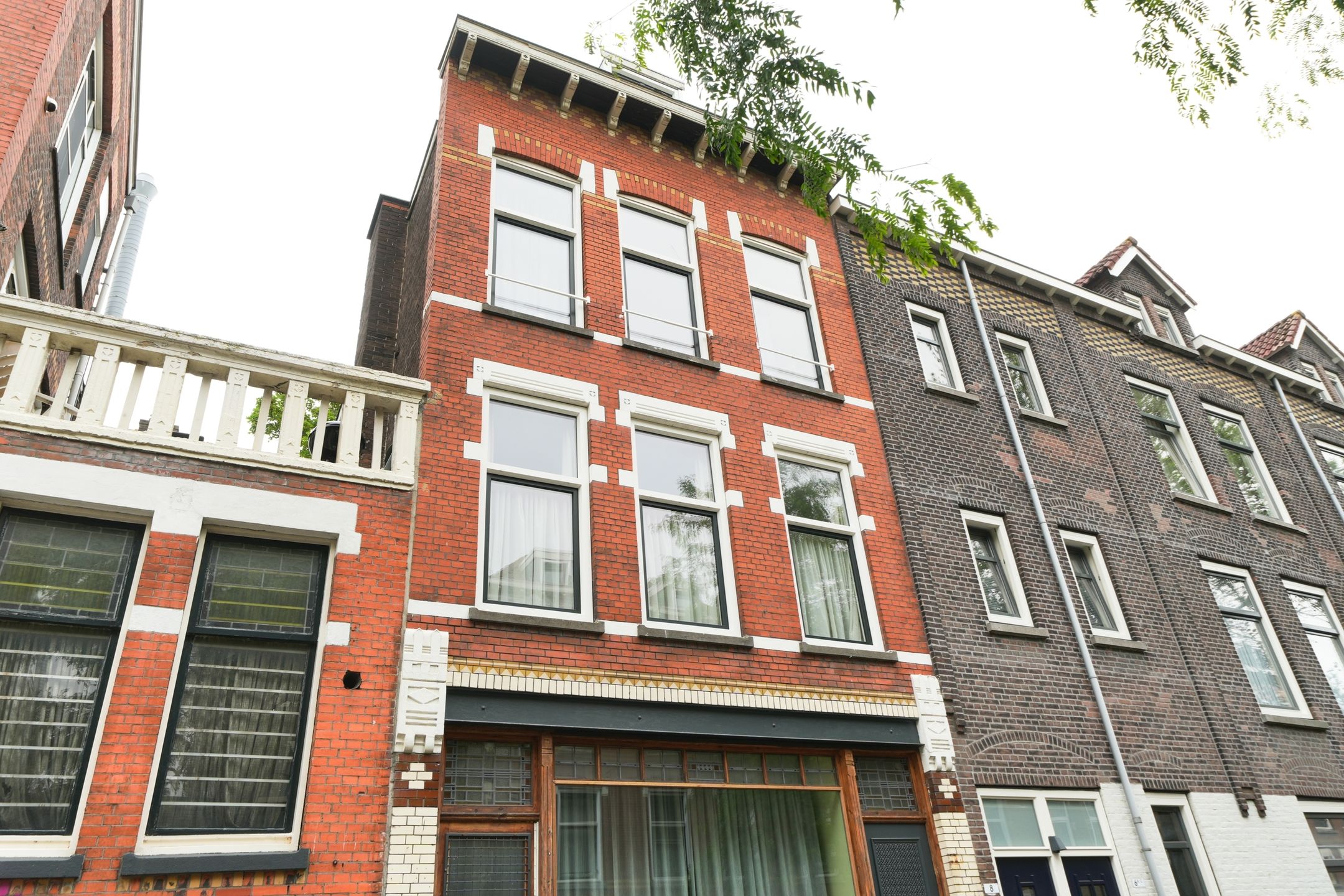 Photo 6 of Watergeusstraat 4-B01