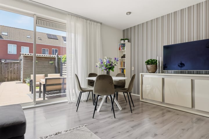 Foto 4 van Gele Ring 210