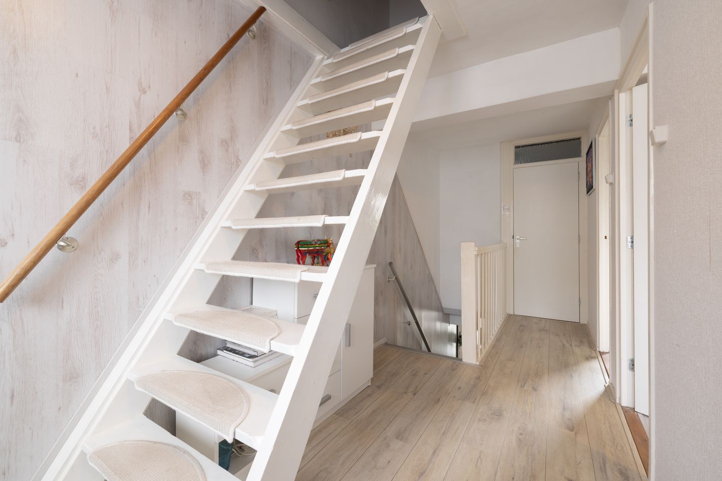Photo 29 of Sam van Houtenstraat 293