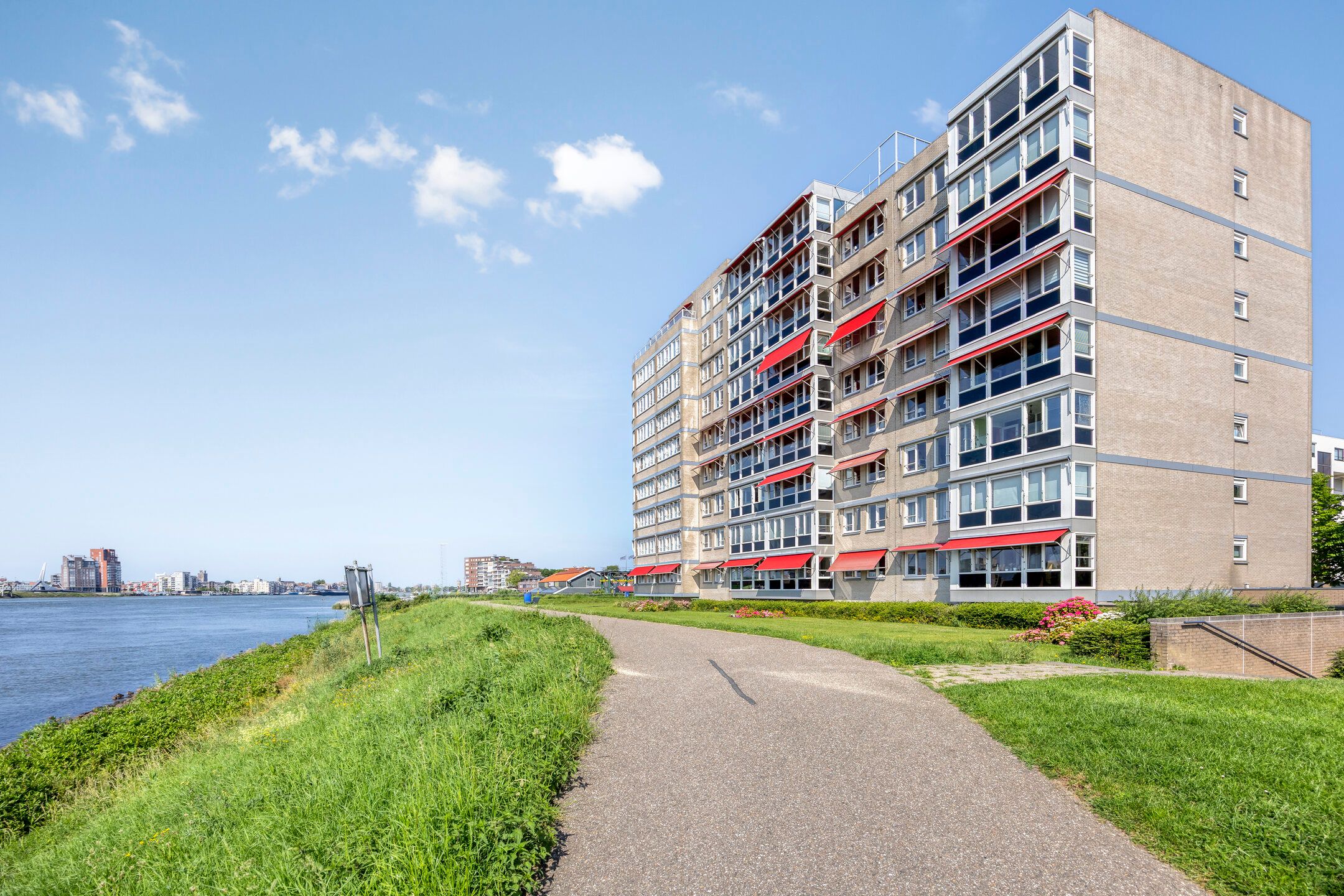 Pontonniersweg 185 