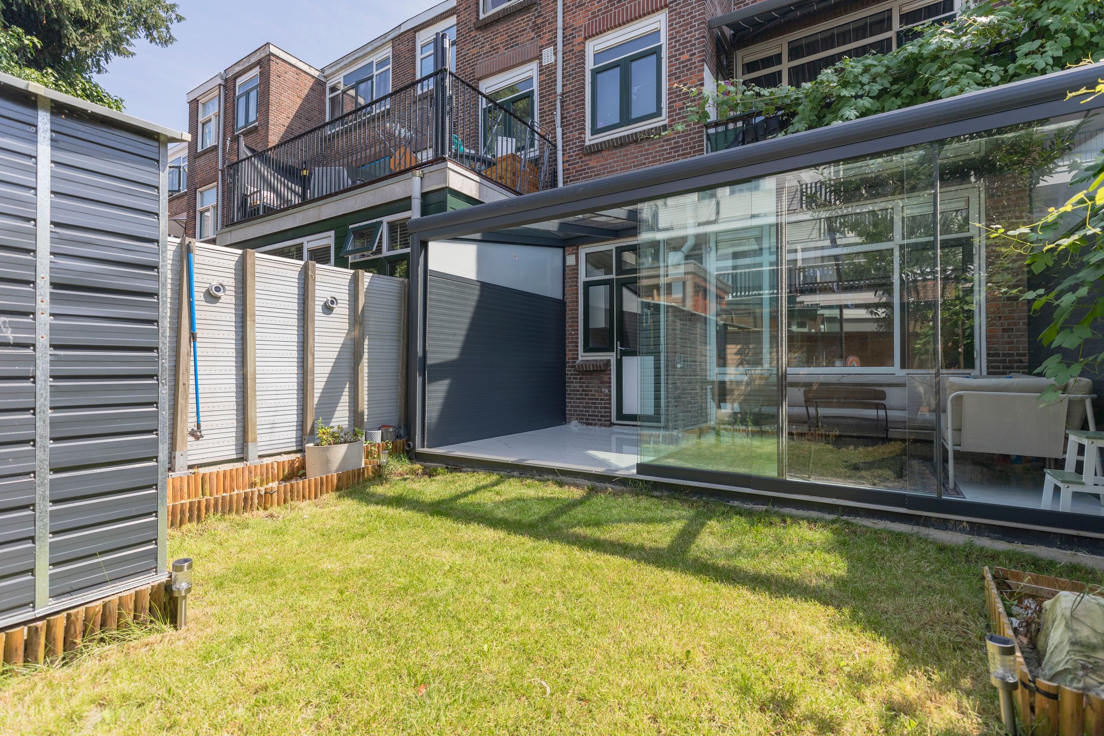 Photo 3 of Van Ostadelaan 61-A