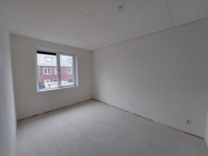Tussenwoning te huur: Zuster Theodardahof 8, Uden
