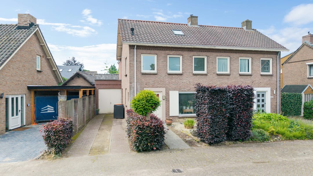 Photo 11 of Weidestraat 52
