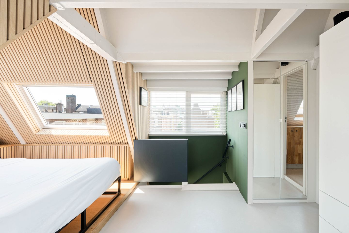 Photo 10 of Fokke Simonszstraat 37-3