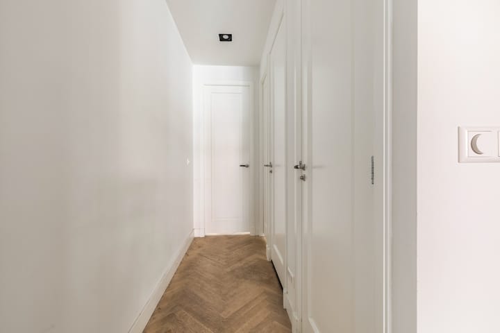 Foto 4 van Nieuwe Looiersstraat 90-H
