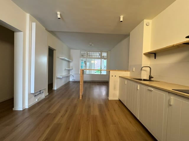 Tussenwoning te koop: Kremerstraat 21, Bergen Op Zoom