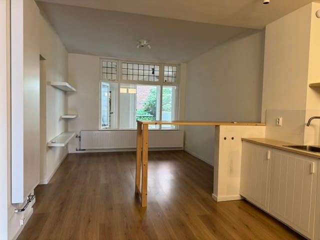 Tussenwoning te koop: Kremerstraat 21, Bergen Op Zoom
