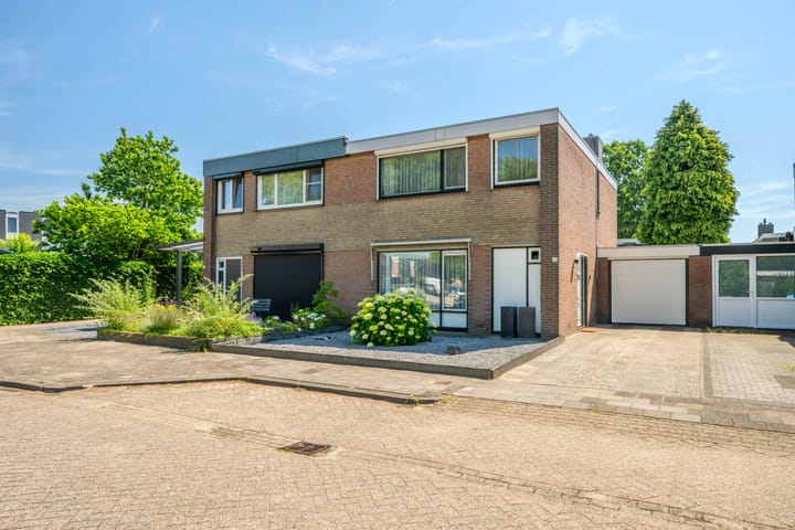 Photo 3 of Engelenstraat 23